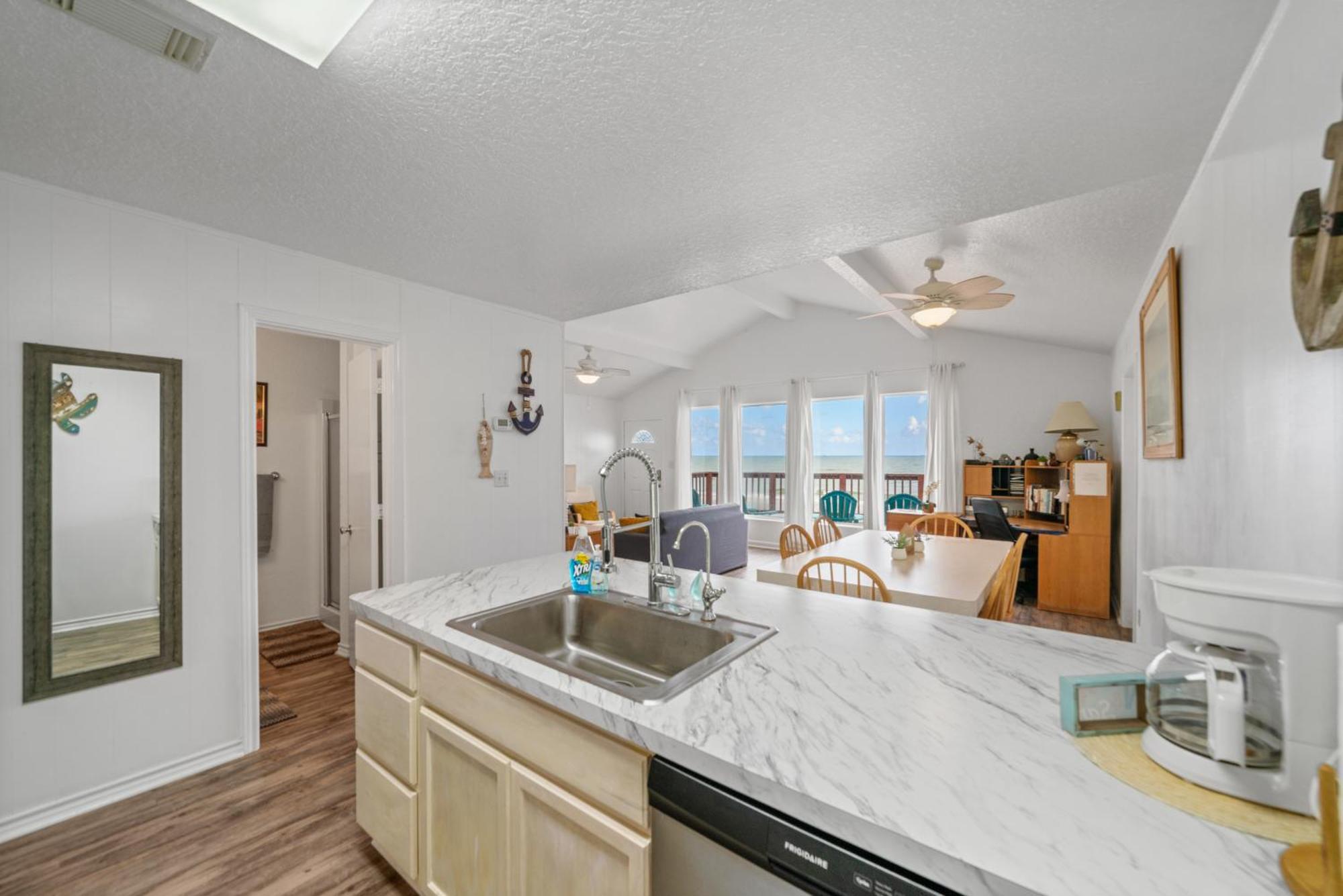 Amazing Oceanfront 2Br Home Cozy Peaceful And Kid And Pet Friendly Freeport Eksteriør billede
