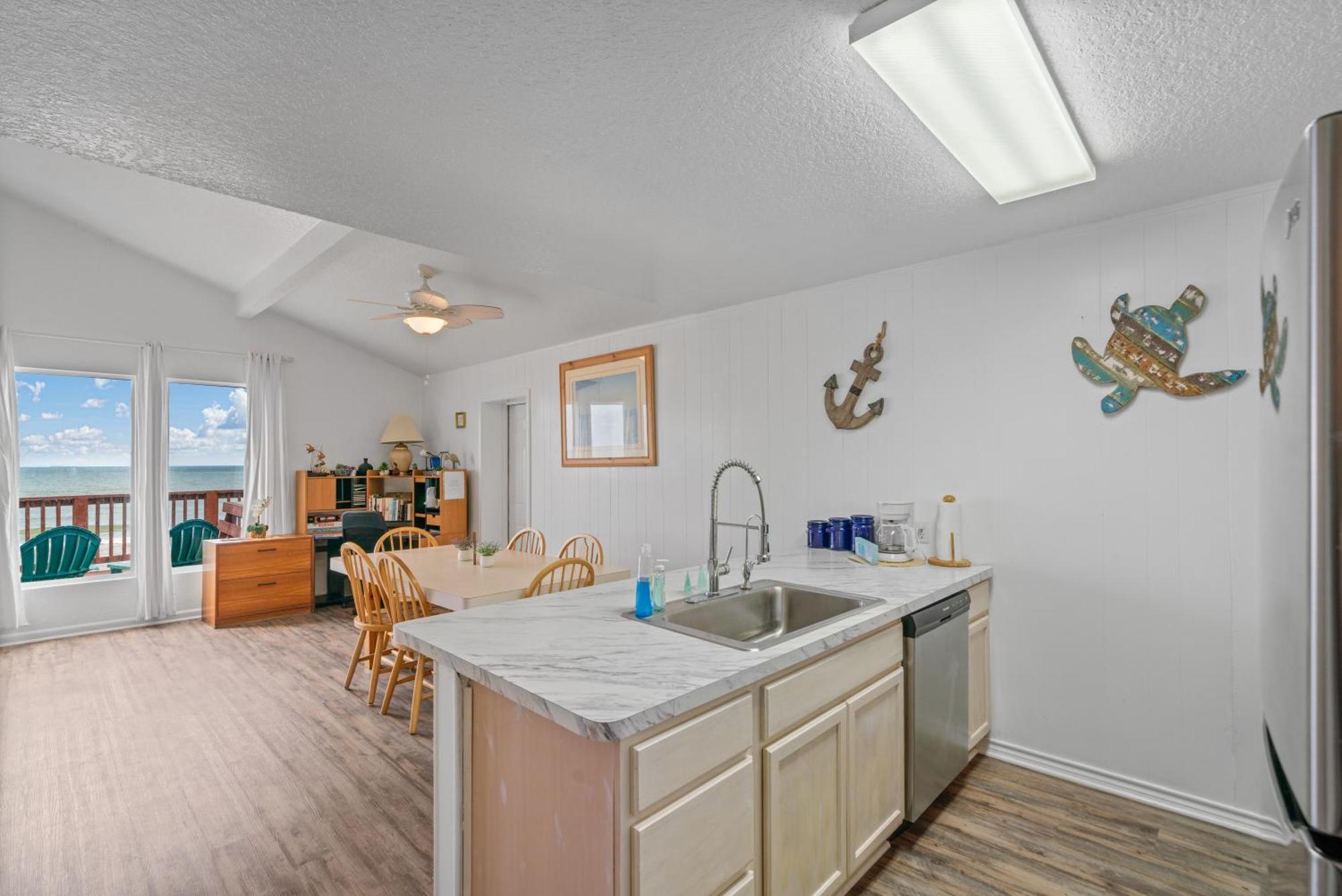 Amazing Oceanfront 2Br Home Cozy Peaceful And Kid And Pet Friendly Freeport Eksteriør billede